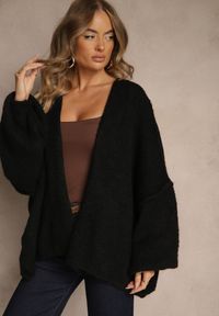 Renee - Czarny Niezapinany Kardigan Nietoperzowy z Dodatkiem Wełny i Wiskozy Rallidia. Kolor: czarny. Materiał: wełna, wiskoza. Wzór: gładki #7
