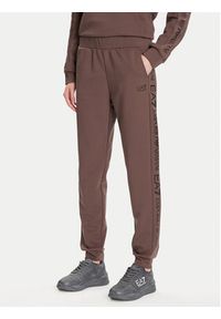 EA7 Emporio Armani Dres 7W000789 AF18880 U6063 Brązowy Regular Fit. Kolor: brązowy. Materiał: syntetyk #6