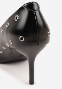 Renee - Czarne Czółenka na Szpilce Vices Ozdobione Nitami z Wkładką ze Skóry Naturalnej Rilinessa. Okazja: na co dzień, na spotkanie biznesowe, do pracy. Kolor: czarny. Materiał: skóra. Wzór: aplikacja. Obcas: na szpilce. Styl: casual, biznesowy, klasyczny #6