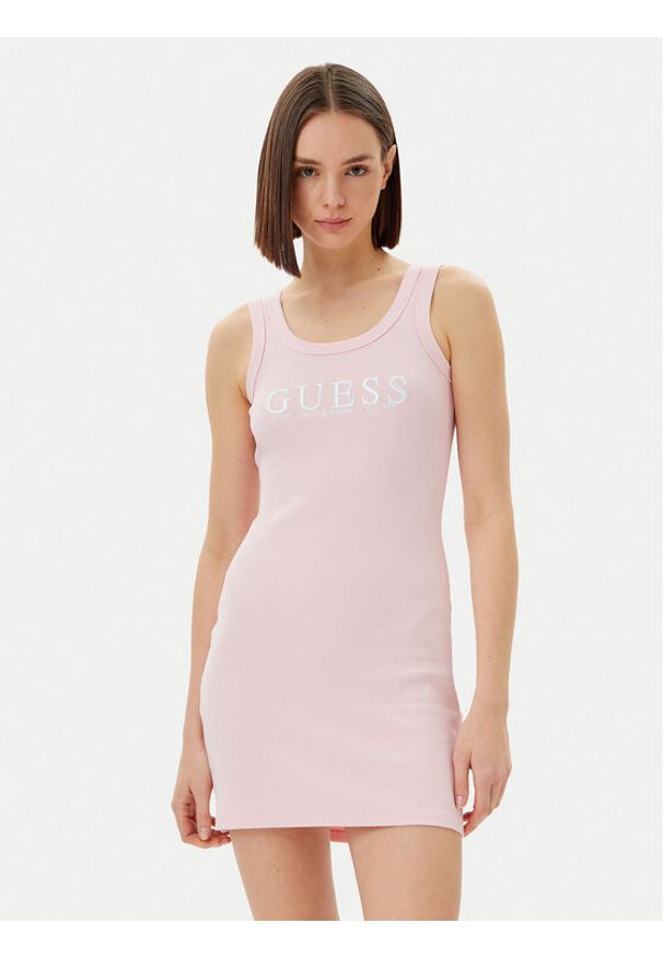 Guess Sukienka codzienna V5GK06 K8RT2 Różowy Slim Fit. Okazja: na co dzień. Kolor: różowy. Materiał: wiskoza. Typ sukienki: proste. Styl: casual