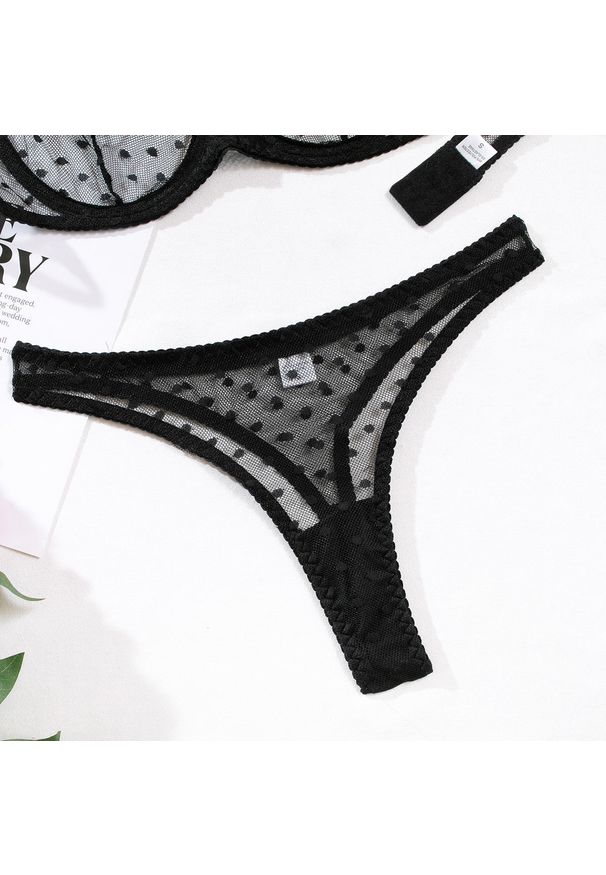 Intica - Bielizna damska ultracienka z delikatnego materiału Sandita. Kolor: zielony. Materiał: materiał