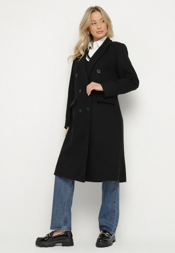 Born2be - Czarny Płaszcz Dwurzędowy Lodis. Okazja: na co dzień. Kolor: czarny. Materiał: tkanina. Długość: długie. Styl: elegancki, casual