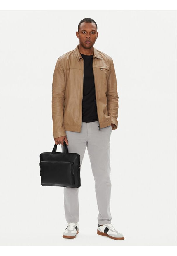 Calvin Klein Torba na laptopa Micro Pebble Slim Briefcase 36 LV04D3012G Czarny. Kolor: czarny. Materiał: skóra