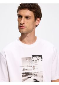 Reserved - T-shirt z nadrukiem Kosycarz - złamana biel. Materiał: bawełna, dzianina. Wzór: nadruk #1