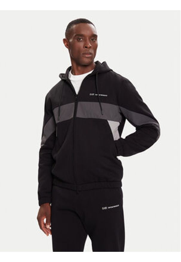 EA7 Emporio Armani Dres 7M000940 AF10377 MC165 Czarny Modern Fit. Kolor: czarny. Materiał: bawełna