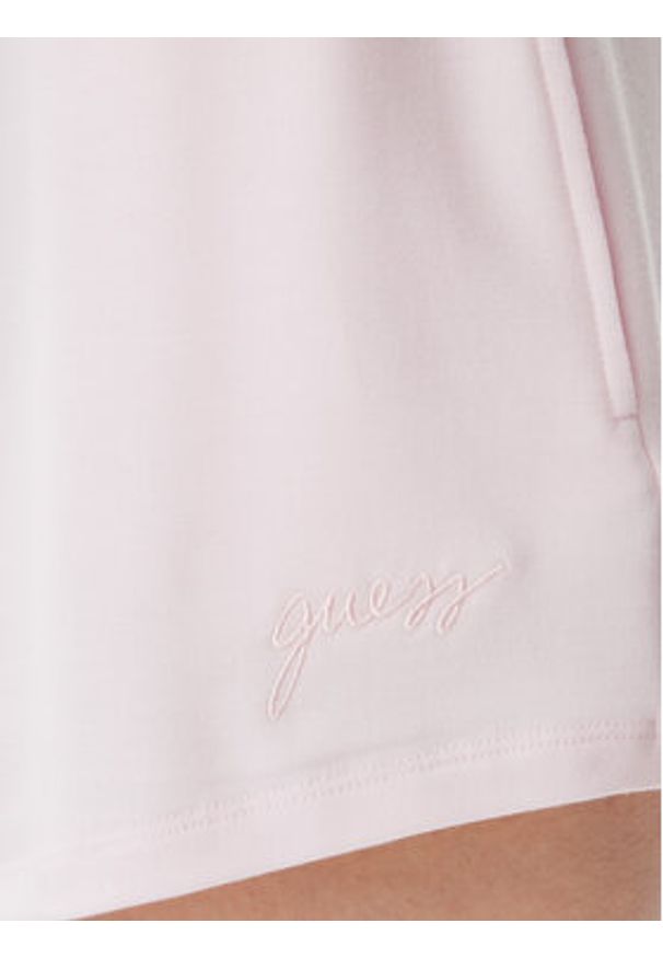Guess Szorty materiałowe O5GD06 KCQP2 Różowy. Kolor: różowy. Materiał: syntetyk