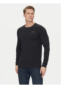 Under Armour Longsleeve Ua Sportstyle Left Chest 1329585 Czarny Loose Fit. Kolor: czarny. Materiał: bawełna. Długość rękawa: długi rękaw