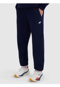 4f - 4F Spodnie dresowe joggery męskie - granatowe L. Kolor: niebieski. Materiał: dresówka #2