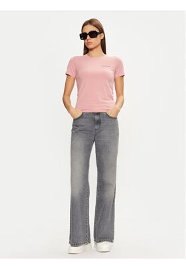 Guess T-Shirt W4YI02 J1314 Różowy Regular Fit. Kolor: różowy. Materiał: bawełna