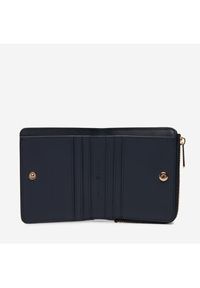 TOMMY HILFIGER - Tommy Hilfiger Portfel Th Flag Compact Za AW0AW18124 Granatowy. Kolor: niebieski. Materiał: skóra #4