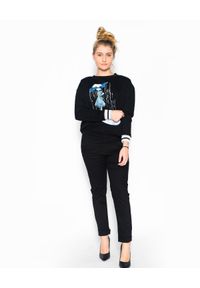 EMMA & GAIA - Czarna bluza z nadrukiem. Kolor: czarny. Materiał: jeans, materiał. Wzór: nadruk. Styl: klasyczny #2