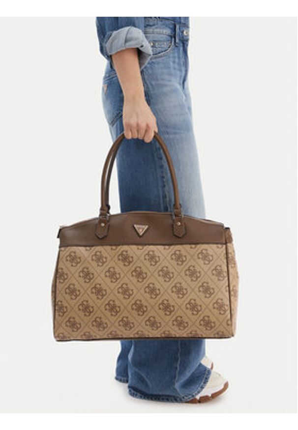 Guess Torba weekendowa TWOB86 88903 Brązowy. Kolor: brązowy. Materiał: skóra