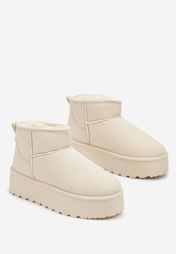 Born2be - Beżowe Śniegowce na Grubej Podeszwie z Futerkiem Sailice. Okazja: na co dzień. Kolor: beżowy. Materiał: futro. Sezon: zima. Styl: casual