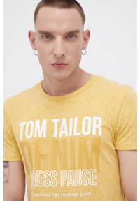Tom Tailor - T-shirt. Okazja: na co dzień. Kolor: żółty. Materiał: dzianina. Wzór: nadruk. Styl: casual