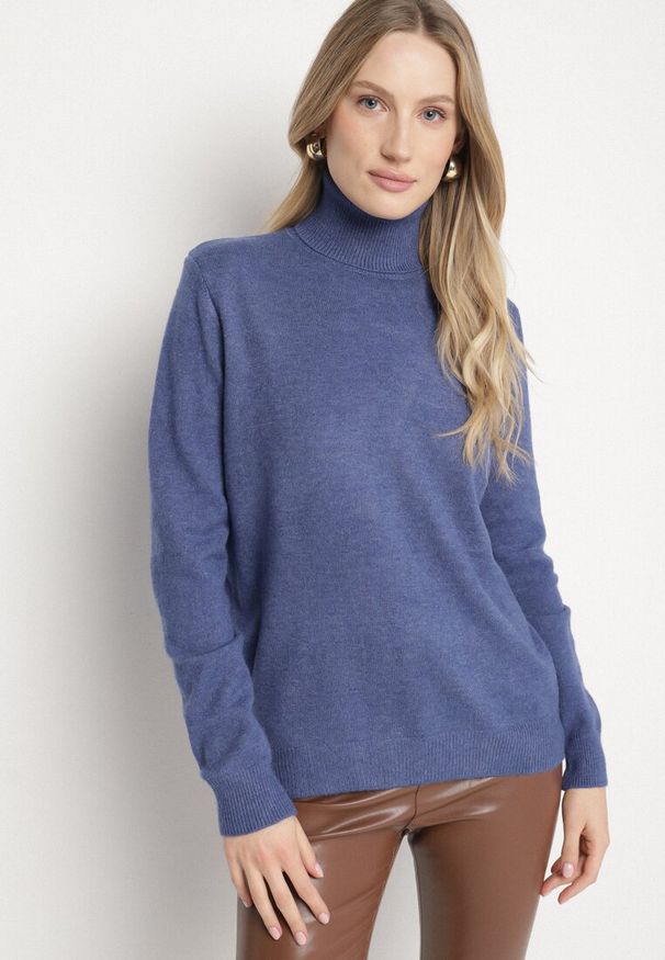 Born2be - Niebieski Casualowy Golf z Wełną o Prostym Kroju Reiselia. Okazja: na co dzień. Typ kołnierza: golf. Kolor: niebieski. Materiał: wełna. Styl: casual