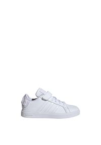 Buty Adidas Star Wars Grand Court 2.0 Children. Kolor: biały. Materiał: materiał. Wzór: motyw z bajki