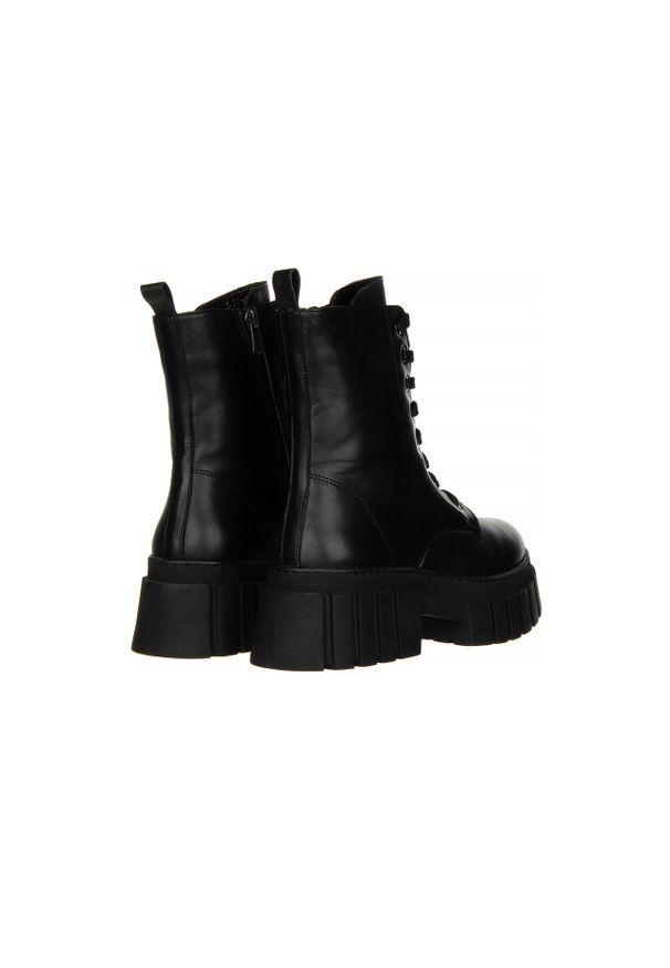 Trzewiki Bayla-161 054 3027 03 Black 161393, Czarny, Skóra naturalna. Zapięcie: zamek. Kolor: czarny. Materiał: skóra. Szerokość cholewki: normalna. Sezon: jesień, zima. Obcas: na obcasie. Wysokość obcasa: średni