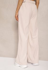 Renee - Beżowe Spodnie Sztruksowe o Szerokim Kroju High Waist z Paskiem Valoma. Okazja: na co dzień. Stan: podwyższony. Kolor: beżowy. Materiał: sztruks. Styl: retro, elegancki, casual #3