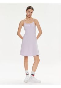 Tommy Jeans Sukienka letnia Essential DW0DW17988 Fioletowy Slim Fit. Kolor: fioletowy. Materiał: bawełna. Sezon: lato #4