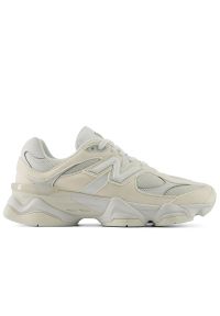 Buty młodzieżowe New Balance GC9060LL - beżowe. Kolor: beżowy, biały. Materiał: materiał, syntetyk, guma. Szerokość cholewki: normalna. Sport: turystyka piesza #1