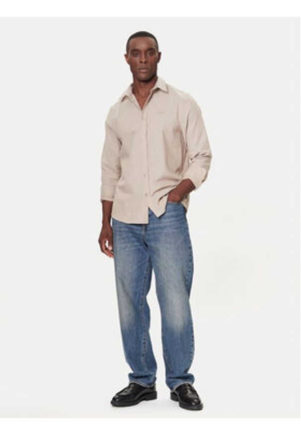 Guess Koszula M5BH26 W1961 Beżowy Regular Fit. Kolor: beżowy. Materiał: bawełna