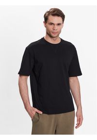 outhorn - Outhorn T-Shirt TTSHM455 Czarny Regular Fit. Kolor: czarny. Materiał: bawełna #1
