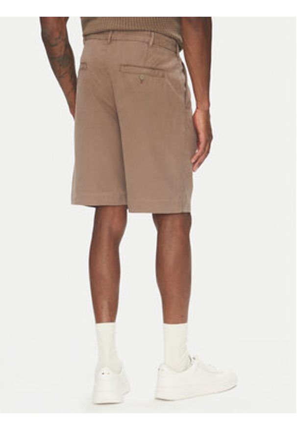 Lindbergh Szorty materiałowe 30-505054 Beżowy Wide Fit. Kolor: beżowy. Materiał: bawełna