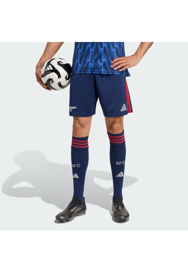 Adidas - Wyjazdowe szorty Arsenal 25/26. Kolor: szary, niebieski, wielokolorowy. Sport: piłka nożna