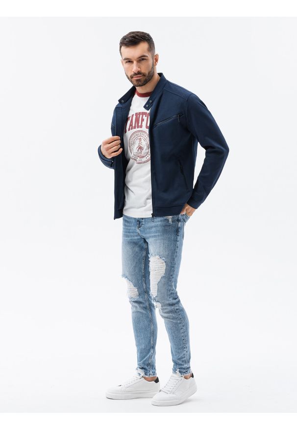Niebieska kurtka Ombre Clothing na wiosnę