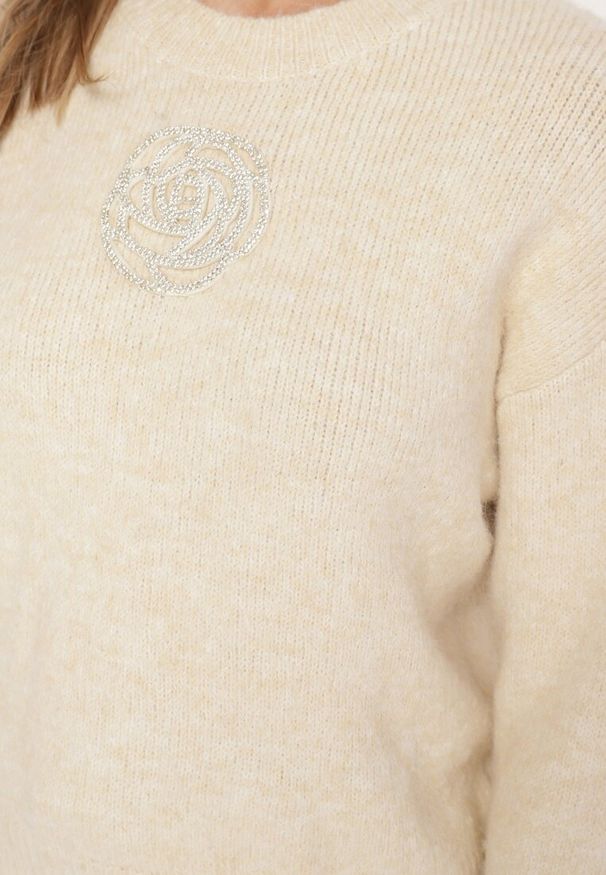 Born2be - Beżowy Sweter z Wełną Ozdobiony Haftem Ellannia. Kolor: beżowy. Materiał: wełna. Wzór: aplikacja, haft. Sezon: zima