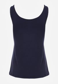 Born2be - Granatowy Gładki Top na Szerokich Ramiączkach w Stylu Basic Starbe. Okazja: do pracy, na co dzień. Kolekcja: plus size. Kolor: niebieski. Materiał: jeans. Długość rękawa: na ramiączkach. Wzór: gładki. Sezon: lato. Styl: elegancki, klasyczny, casual #3