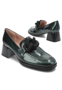 Zielone Półbuty Hispanitas Eleganckie Obuwie Damskie. Okazja: na co dzień. Kolor: zielony. Materiał: materiał, skóra, lakier. Obcas: na obcasie. Styl: elegancki. Wysokość obcasa: średni #3