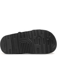 Sandały New Balance Jr SYA750A3 czarne. Zapięcie: rzepy. Kolor: czarny. Wzór: napisy, aplikacja. Styl: młodzieżowy, sportowy #3