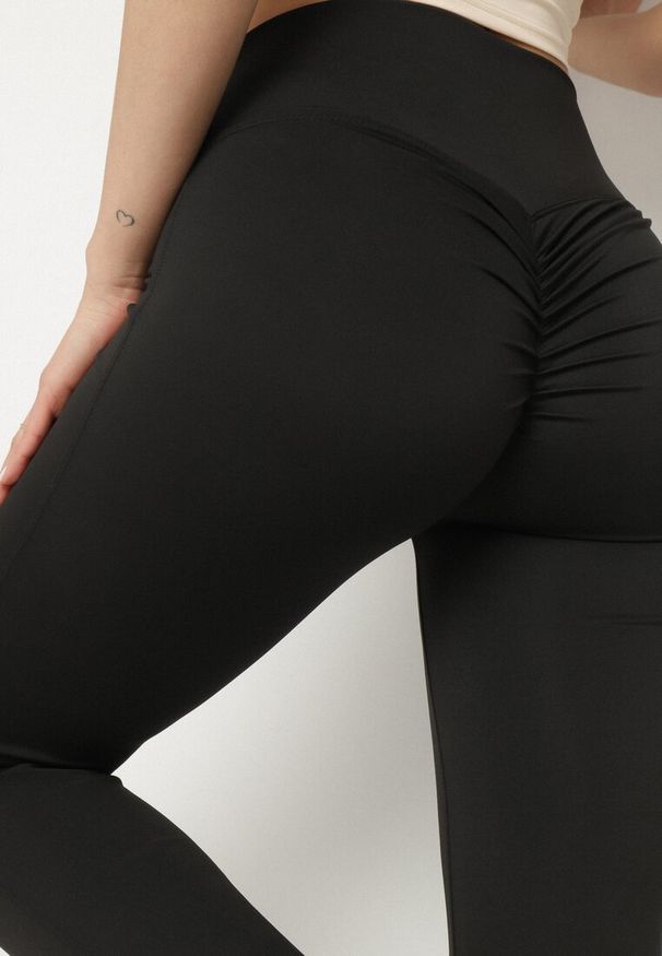 Born2be - Czarne Legginsy Typu Dzwony z Wysokim Stanem Orralise. Okazja: na co dzień. Stan: podwyższony. Kolor: czarny. Styl: casual