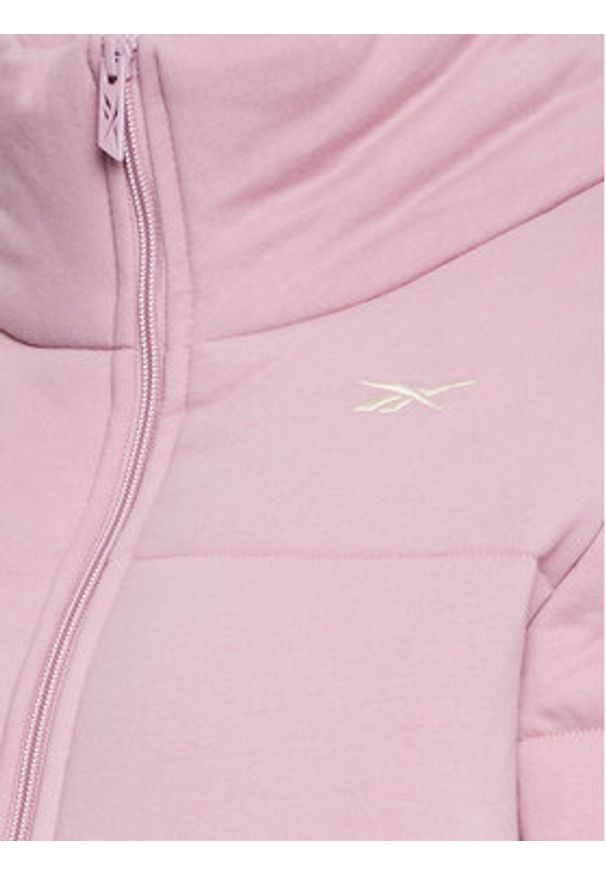 Reebok Kurtka zimowa Studio HK4745 Fioletowy Regular Fit. Kolor: fioletowy. Materiał: syntetyk. Sezon: zima