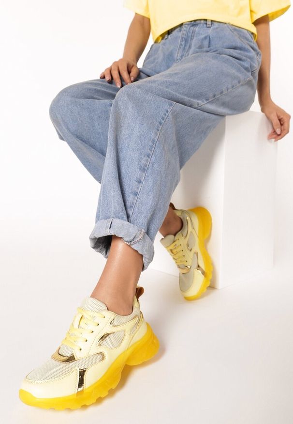 Born2be - Żółte Sneakersy Prisolphi. Kolor: żółty. Materiał: materiał. Szerokość cholewki: normalna