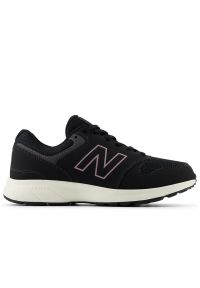 Buty New Balance WW550CB4 - czarne. Okazja: na co dzień, na spacer. Kolor: czarny. Materiał: guma, materiał, syntetyk. Szerokość cholewki: normalna. Sport: turystyka piesza, fitness