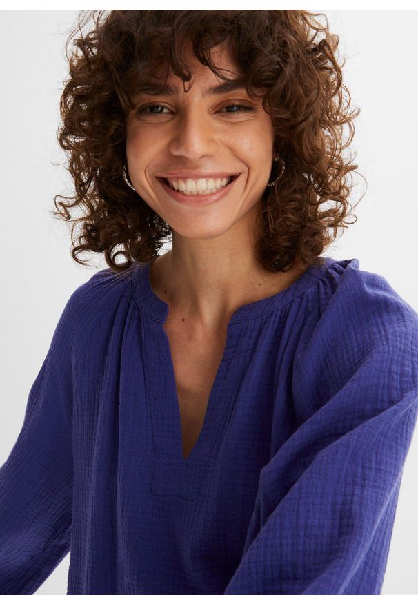 bonprix - Bluzka muślinowa oversize. Typ kołnierza: dekolt w serek. Kolor: fioletowy. Materiał: bawełna. Sezon: lato