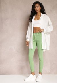 Renee - Jasnozielone Spodnie Skinny Tenyrea. Kolor: zielony. Materiał: jeans. Długość: długie. Wzór: aplikacja. Styl: klasyczny #4
