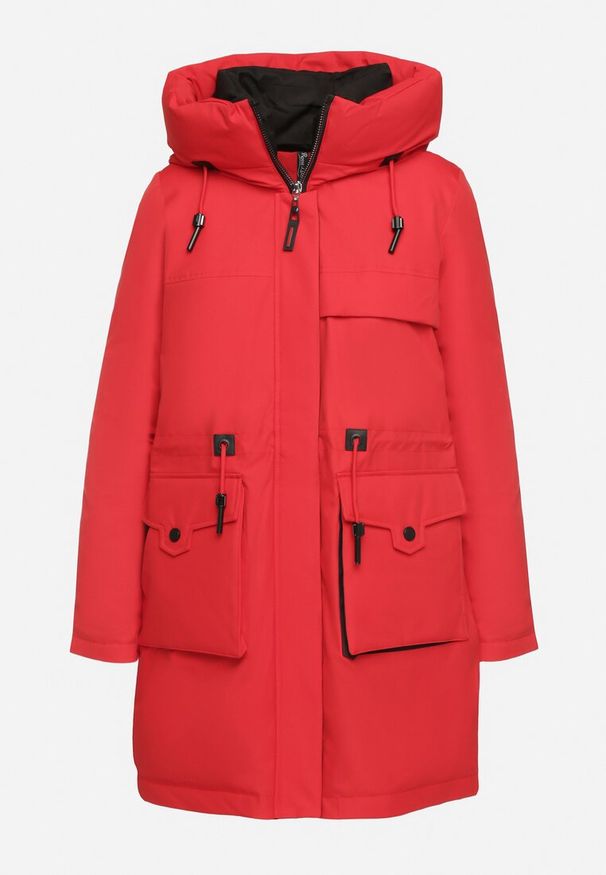 Born2be - Czerwona Kurtka Parka z Kapturem Kieszeniami i Ściągaczem w Talii Ravissia. Okazja: na spacer, na co dzień. Typ kołnierza: kaptur. Kolor: czerwony. Materiał: jeans. Styl: elegancki, casual, klasyczny