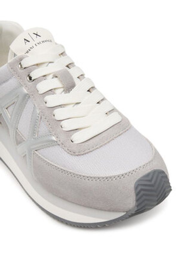 Armani Exchange Sneakersy XW002151 AF19396 MZ284 Szary. Kolor: szary. Materiał: materiał