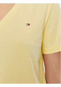 TOMMY HILFIGER - Tommy Hilfiger T-Shirt Modern WW0WW39781 Żółty Regular Fit. Kolor: żółty. Materiał: bawełna #3