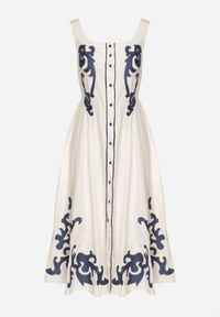 Born2be - Beżowa Sukienka z Bawełny Ozdobiona Haftami i Guzikami Milarietta. Okazja: na co dzień. Kolor: beżowy. Materiał: bawełna. Wzór: haft, aplikacja. Sezon: wiosna, lato. Typ sukienki: proste. Styl: klasyczny, casual, elegancki #6