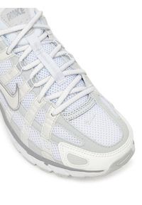 Nike Sneakersy WMNS P-6000 FV6603 101 Szary. Kolor: szary. Materiał: materiał