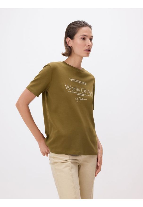 Reserved - T-shirt z nadrukiem - oliwkowy. Kolor: oliwkowy. Materiał: dzianina, bawełna. Wzór: nadruk