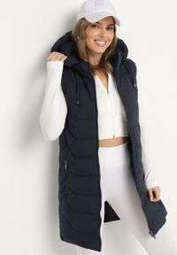 Born2be - Granatowa Pikowana Kamizelka z Odpinanym Kapturem na Suwak Wykończona Sznurkami Zeneria. Okazja: na co dzień. Kolor: niebieski. Styl: casual, elegancki #5