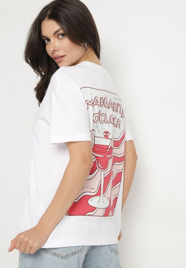 Born2be - Biało-Czerwony Bawełniany T-shirt Typu Oversize z Nadrukiem i Napisem Fillana. Okazja: na co dzień. Kolor: biały. Materiał: bawełna. Wzór: napisy, nadruk. Styl: casual