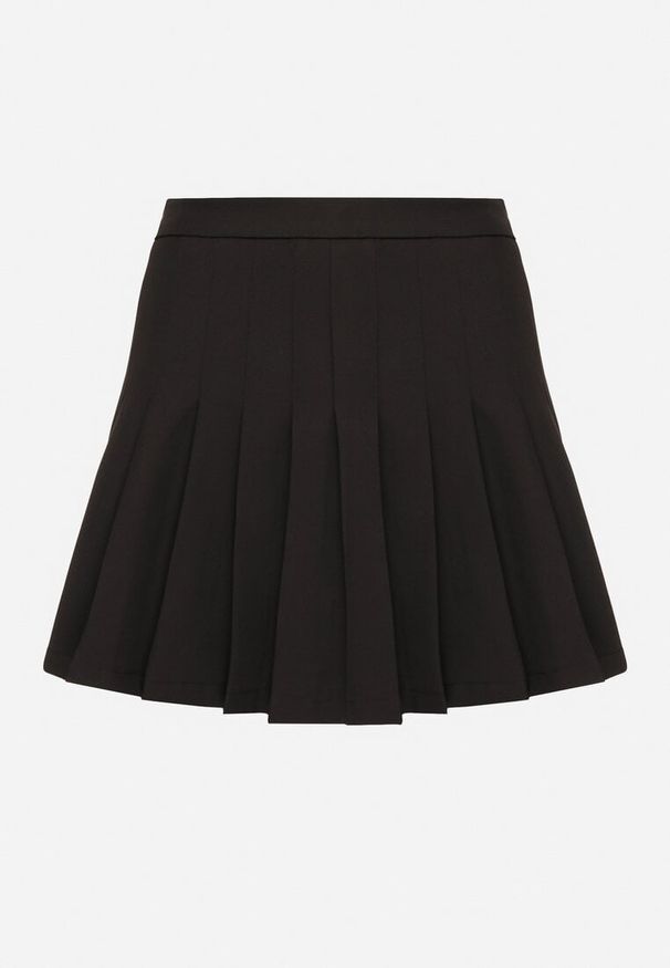 Born2be - Czarne Wiskozowe Spódnico-Spodenki High Waist z Plisami Annelin. Okazja: na co dzień. Stan: podwyższony. Kolor: czarny. Materiał: wiskoza. Sezon: lato. Styl: elegancki, casual, klasyczny