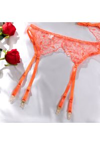 Intica - Komplet bielizny z haftem na romantyczny wieczór Youngsoon. Kolor: pomarańczowy. Materiał: materiał. Wzór: haft #7