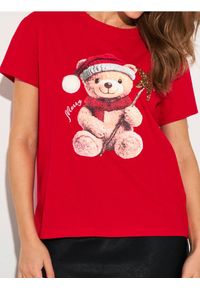 Sinsay - Bawełniana koszulka z nadrukiem świątecznym - czerwony. Kolor: czerwony. Materiał: bawełna. Wzór: nadruk. Styl: wizytowy #1